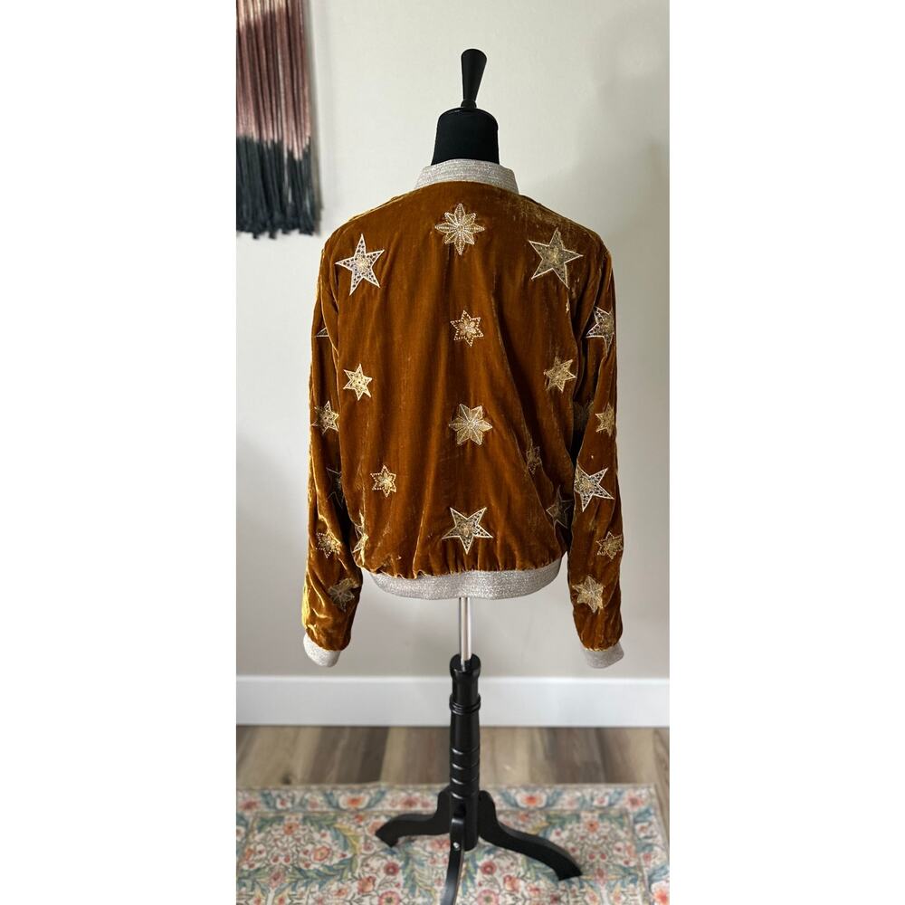 BAND OF GYPSIES Gold Velvet Star Bomber Jacket Size L - Picture 4 of 7